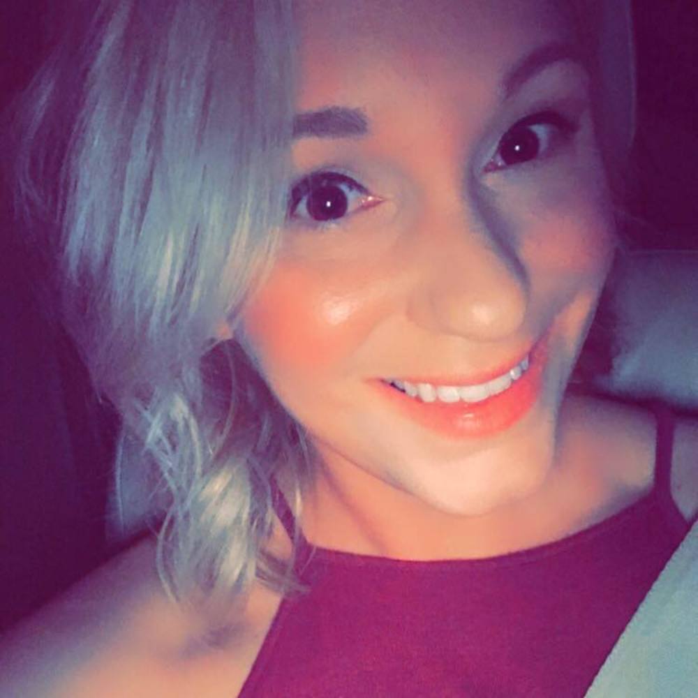 Meet your Posher, Nicole